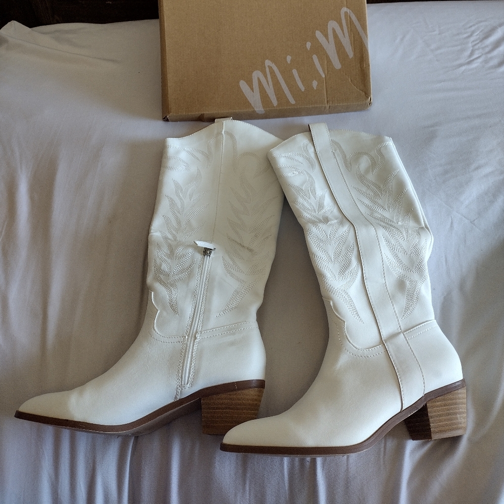Mi.iM Western boot. Name: INLAY, Color: WHITE size 9 faux leather - Picture 4 of 7